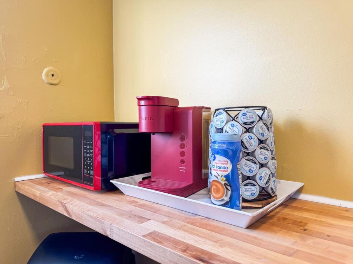 Sleeps 8 2 Full 5 Beds Parking Wifi Apartment