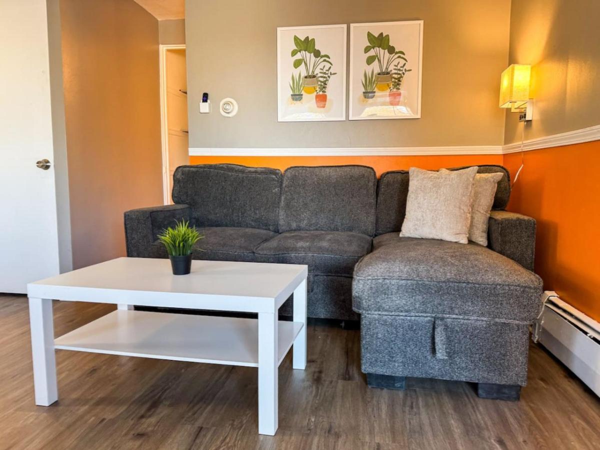 Sleeps 8 2 Full 5 Beds Parking Wifi