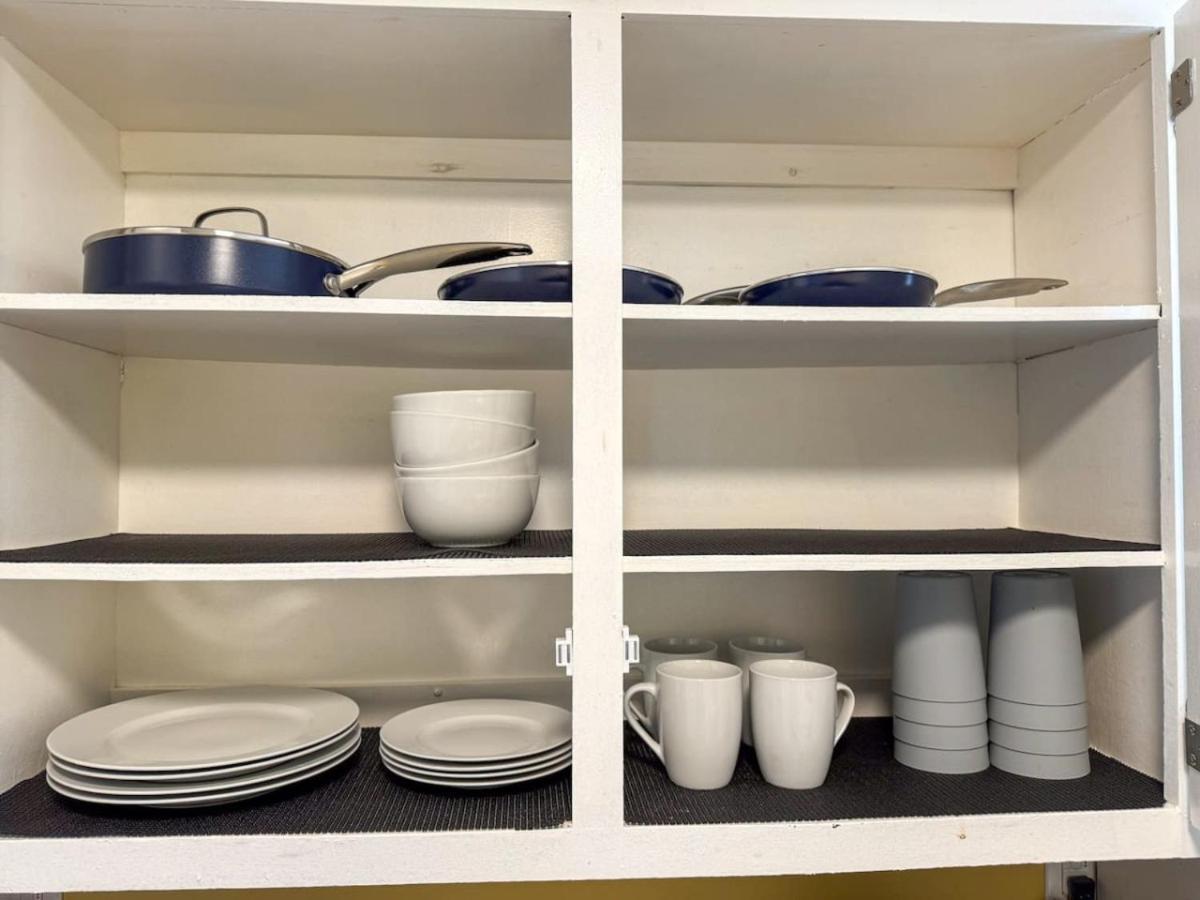 Sleeps 8 2 Full 5 Beds Parking Wifi Apartment