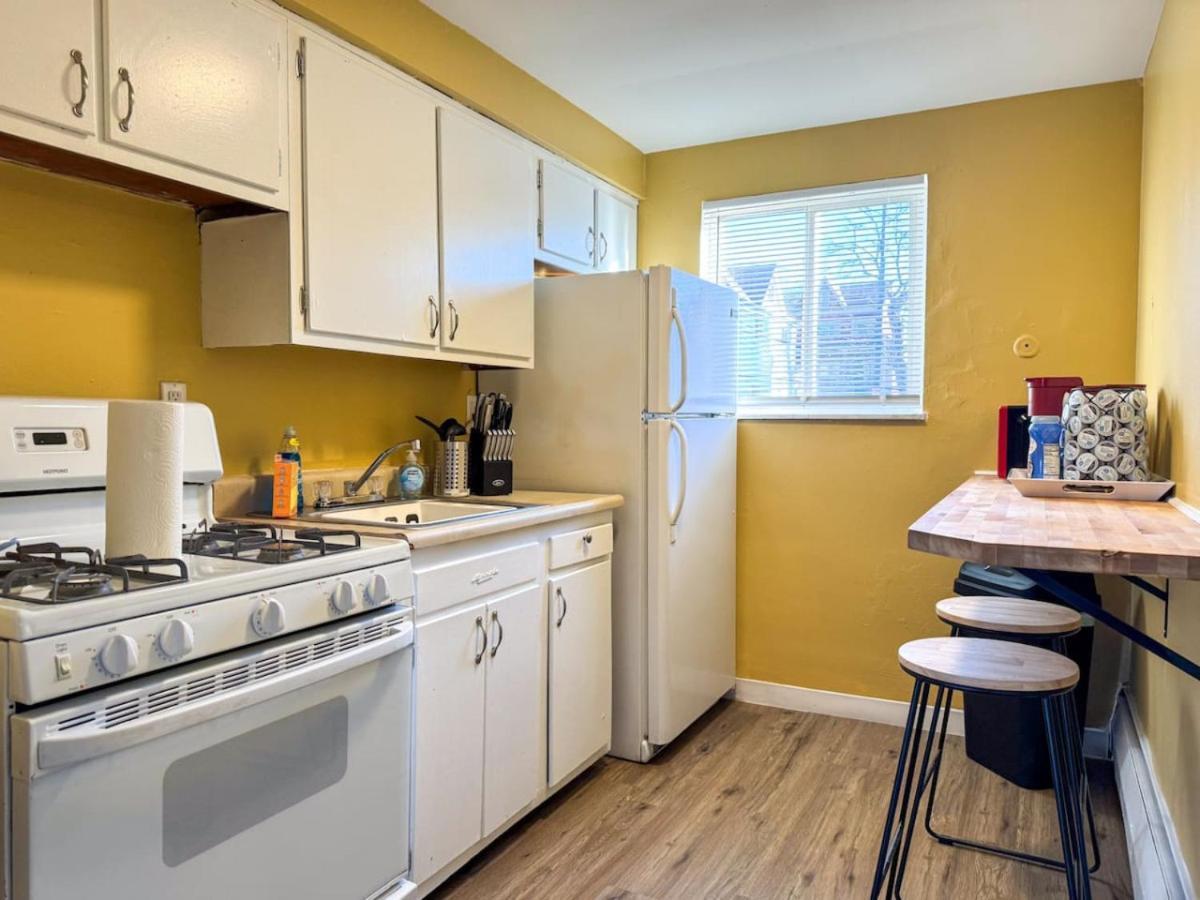 Sleeps 8 2 Full 5 Beds Parking Wifi Apartment Pittsburgh
