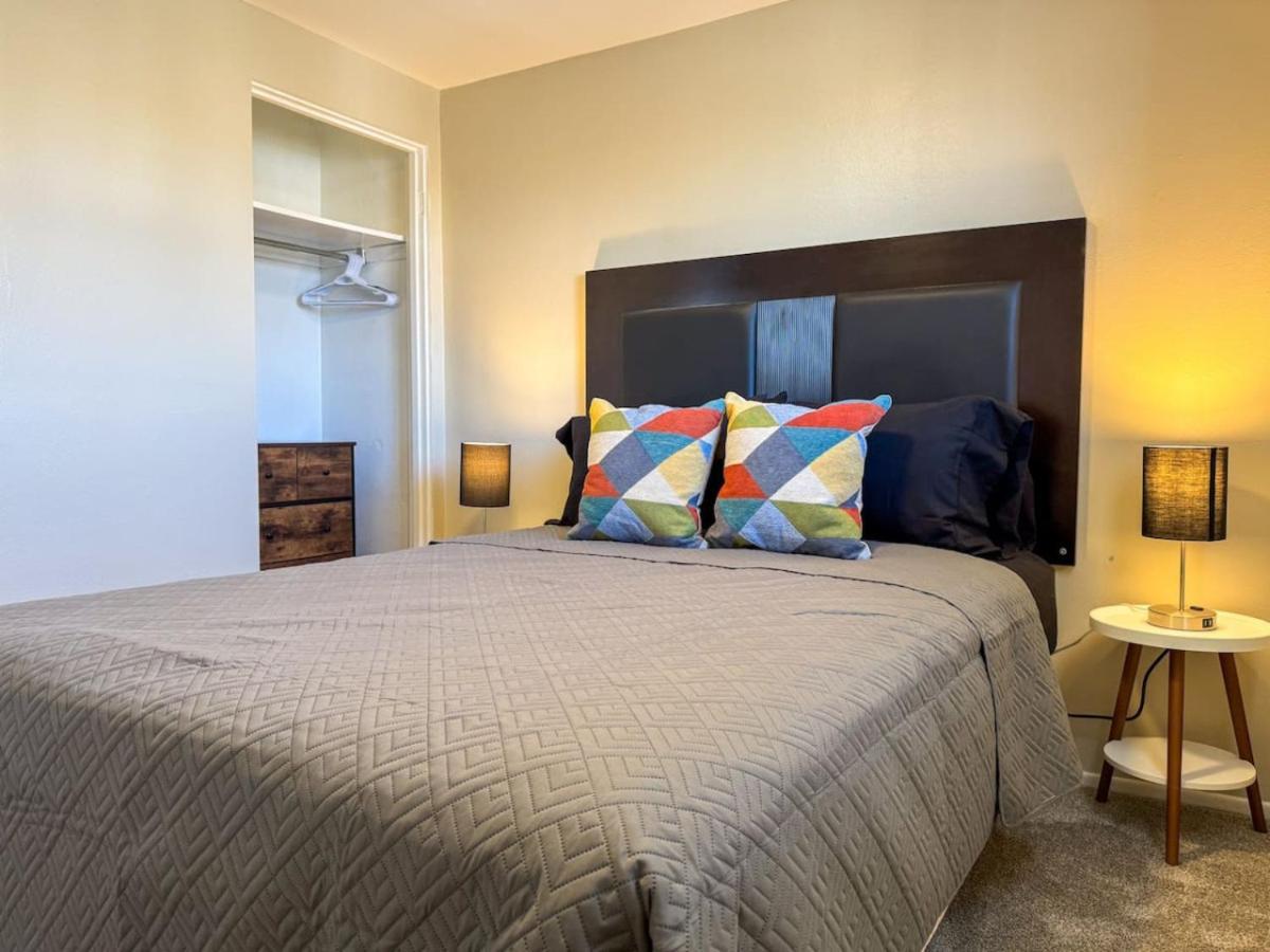 Sleeps 8 2 Full 5 Beds Parking Wifi * Pittsburgh